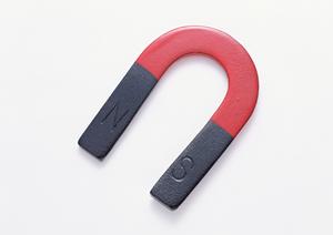 革のidケースをお探しならこちら